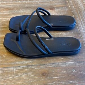 Crocs Women’s Miami Top Loop Sandals